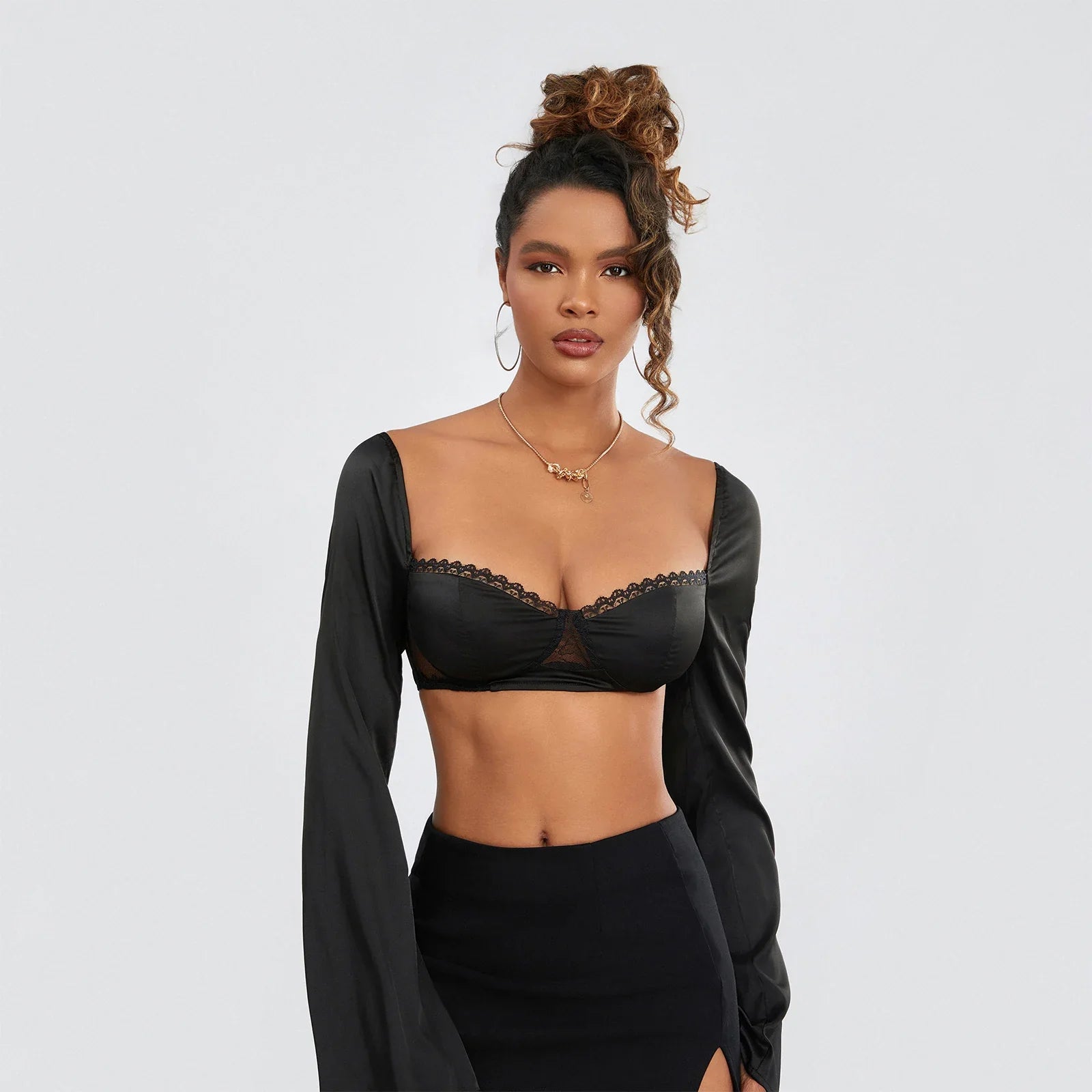 Women Long Sleeve Crop Tops Mesh Lace Trim Sweetheart Neckline Tie-Up Backless T-Shirts Spring Fall Slim Fit Shirts Streetwear