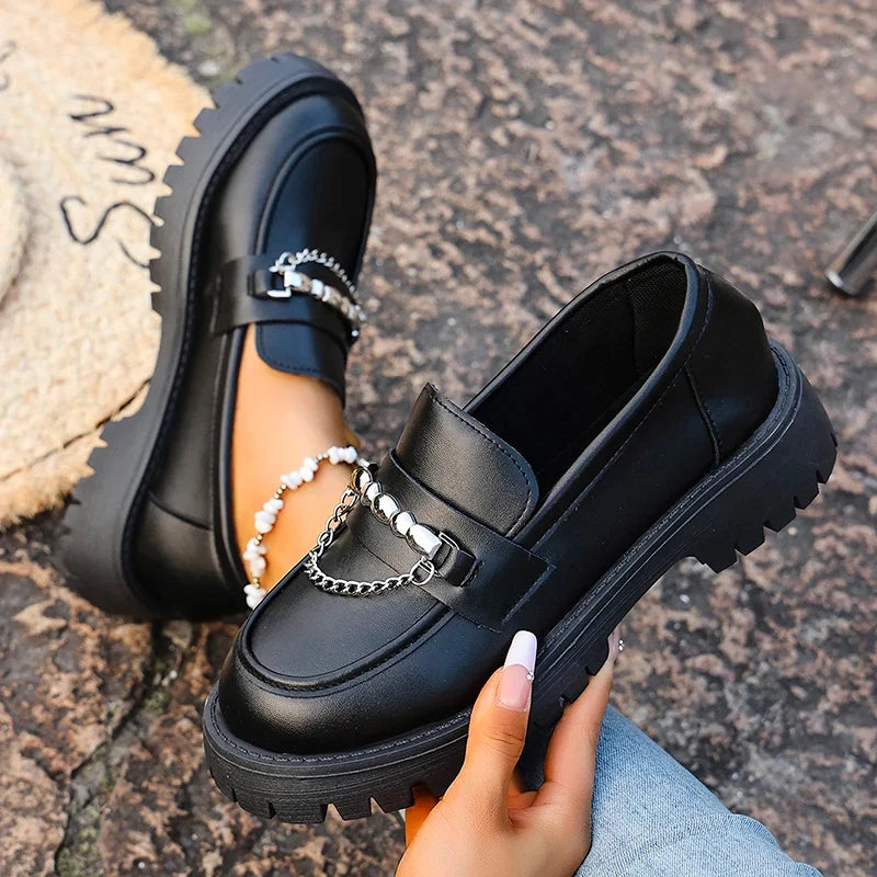 2025 Fashion Metal Chain Platform Loafers Women Thick Bottom Pu Leather Shoes Woman Slip On Black Student Shoes Plus Size 35-43