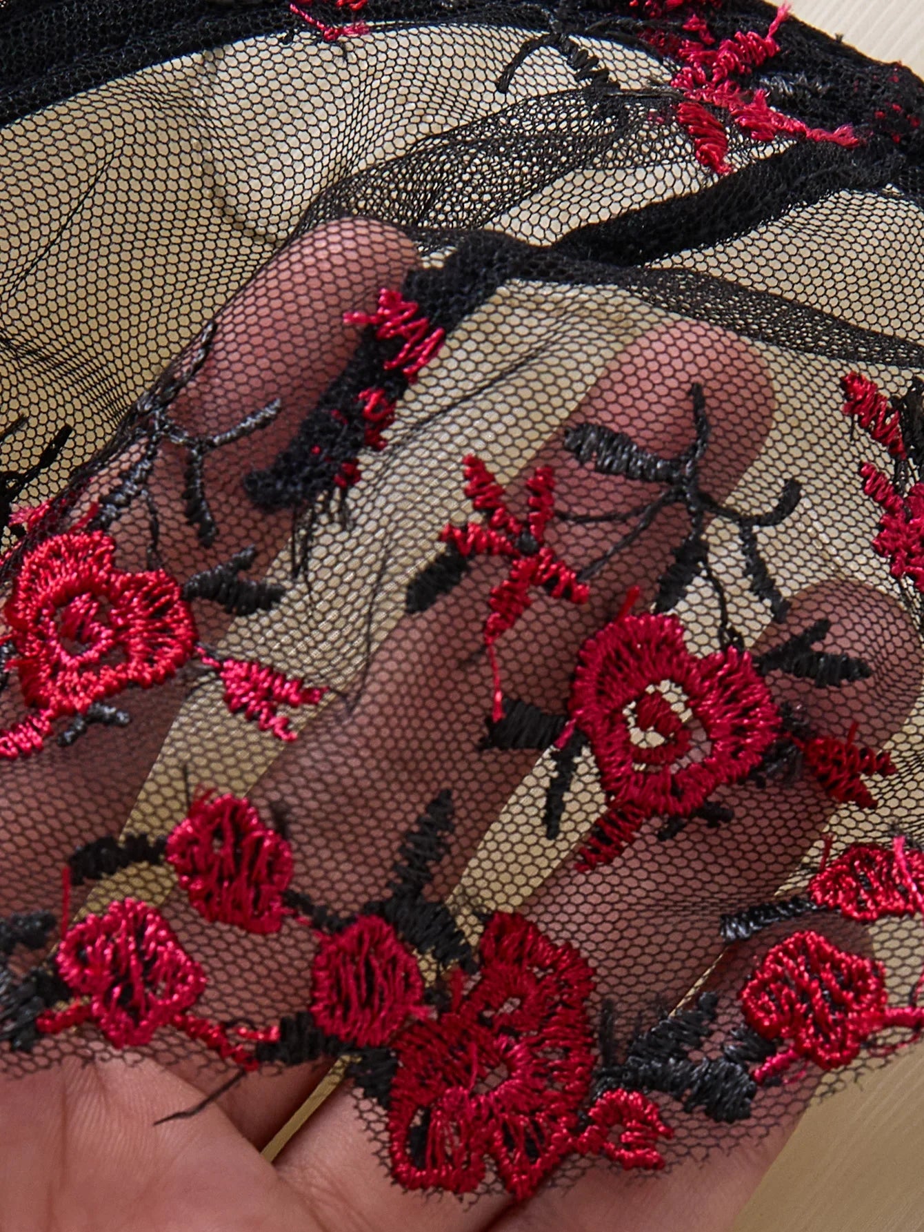 A Set of Black Sexy Lingerie, Featuring Floral Patterns, Combining Allure and Sensuality in One ZA824028