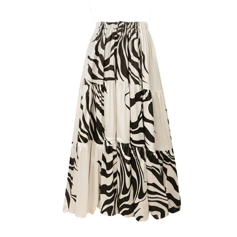 2025 Women's Sexy Two Piece Swimsuit Set Deep V Black White Stripe Print High End Sensation Swimwear for Ladies