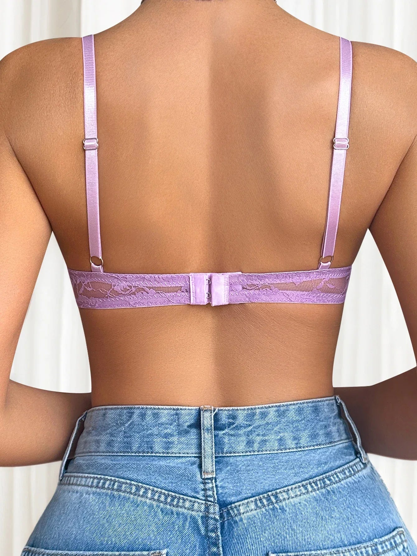 Beautiful fashionable colored strip steel support underwear thin lace semi transparent women's underwear sexy Lingerie HR2635