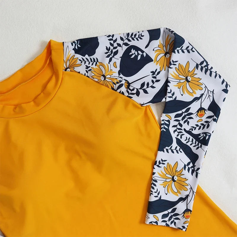 Women Two Pieces Vintage Print Rash Guard Swimwear Long Sleeve Shirt Shorts Surf Top Retro Print Running Shirt Split Swimsuit