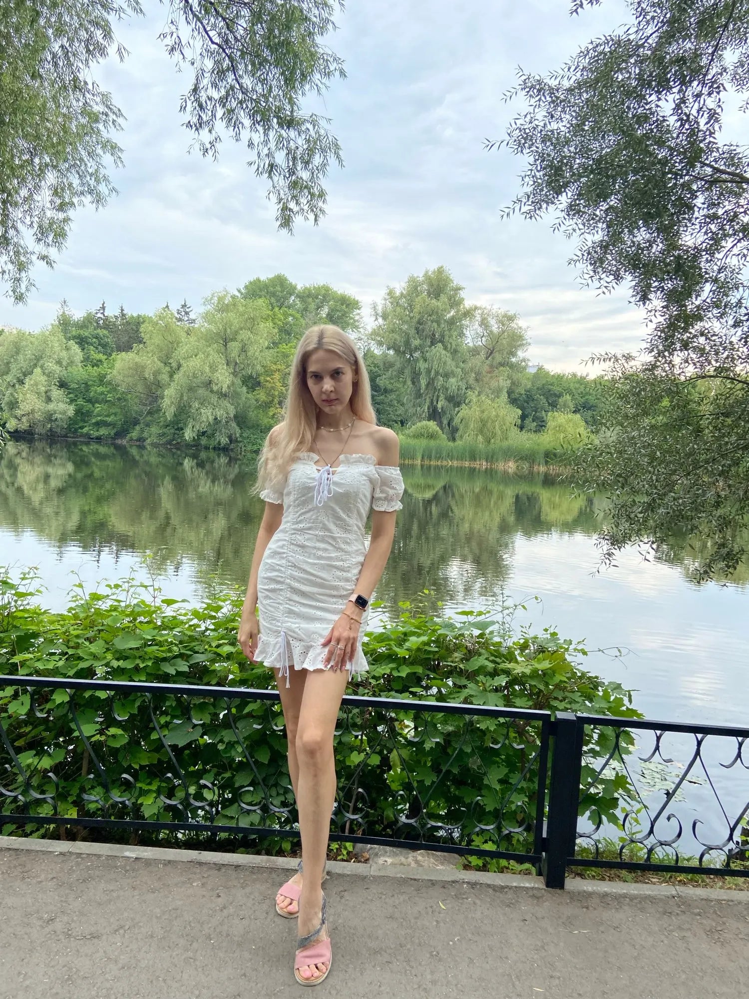 Lace up embriodery white summer dress women hollow out beach short dress puff sleeve ruffle ruched bodycon mini dress vestidos