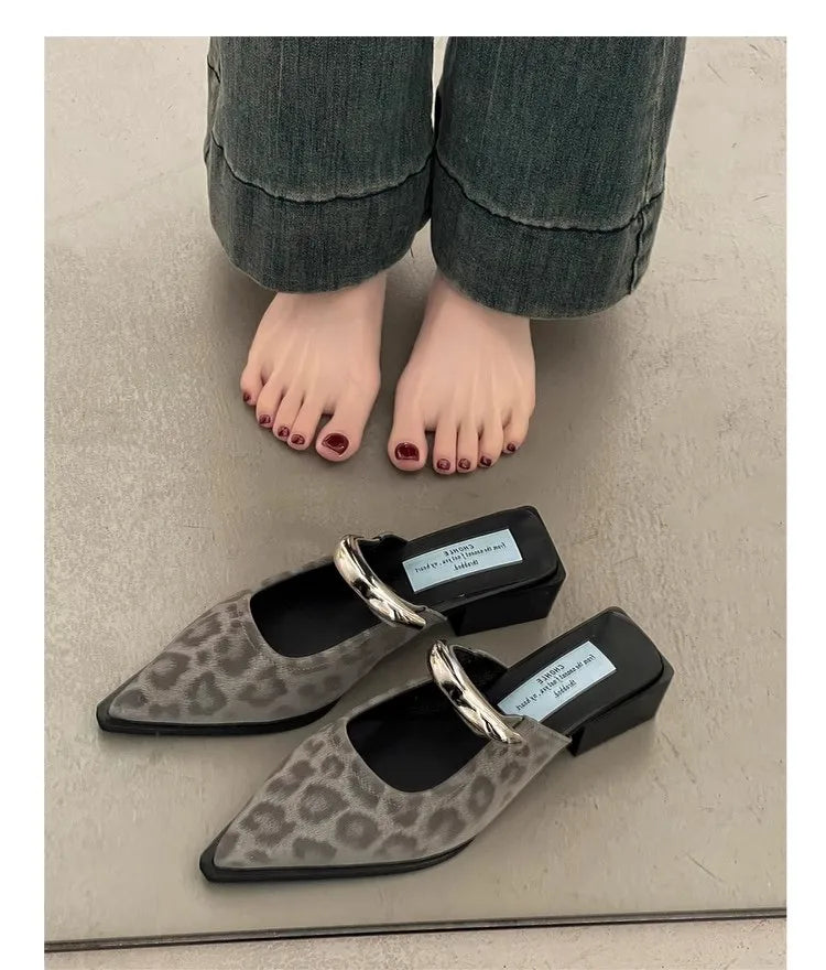 2026 New Summer Women Cover Toe Mules Slippers Fashion Metal Decoration Thick Heel Slide Shoes Comfort Street Style Footwear