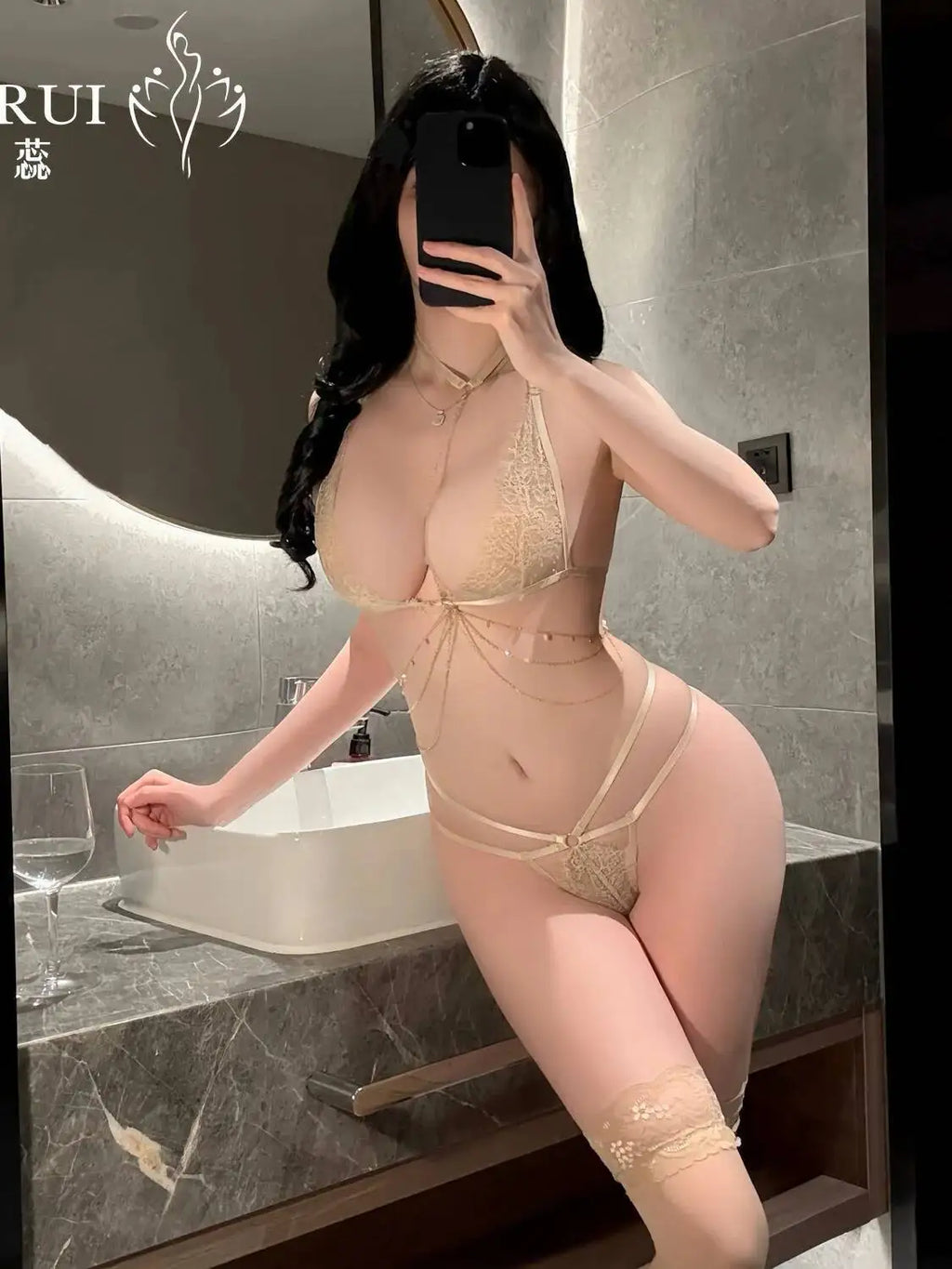 New Sexy Pure Desire Bare Buttocks Heart-shaped Chain Lace Flower Embroidery Bikini Nightclub Style Charming Elegant Bikini KYO4