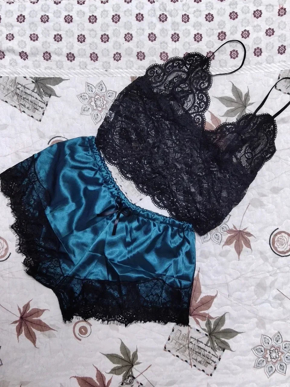 Summer Sexy 2 Pieces Pajamas Set for Women Sleepwear Lingerie Lace Silk Crop Tops and Shorts Sets Casual Nightwear Pijamas