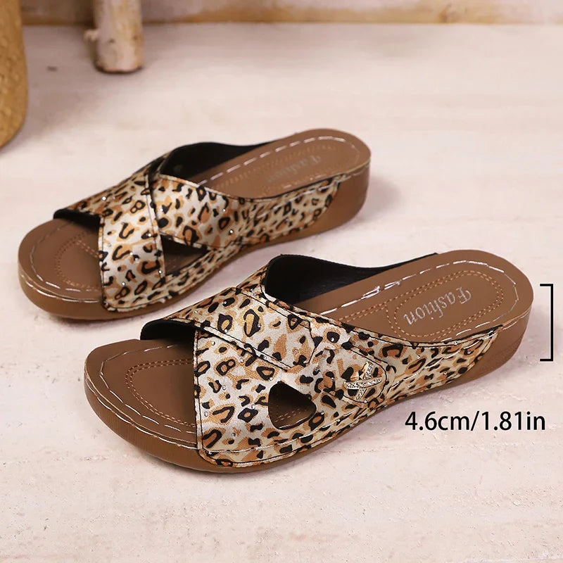 Plus Size 36-43 Leopard Print Sandals Women Summer 2025 Lightweight Wedges Slippers Woman Cross Band Thick Sole Slides Shoes