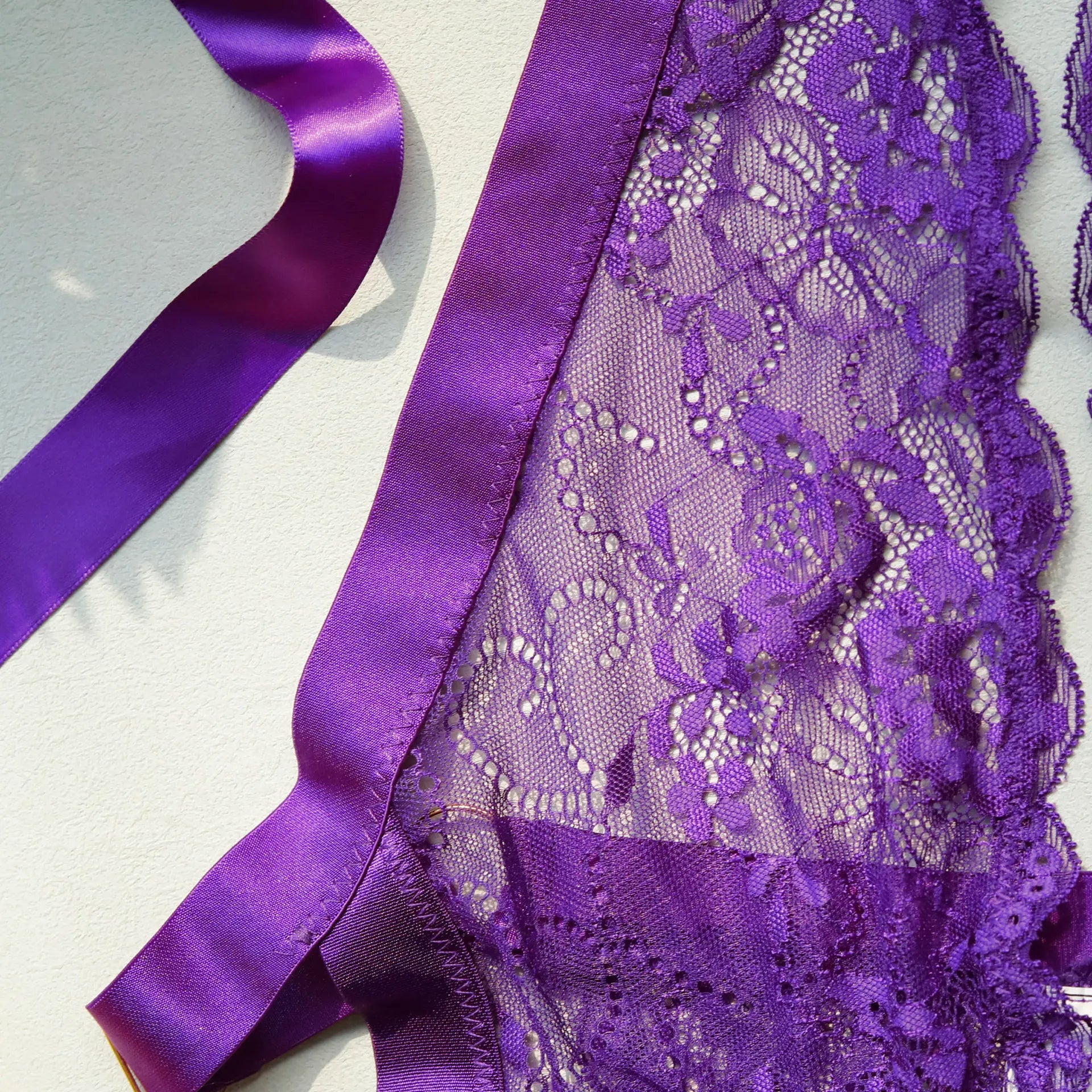 New Purple Sexy Lace Bodysuits Deep V Neck Halter Mesh Solid Color Bodysuits Charming  Pure Desire Transparent Flower Print OOB5