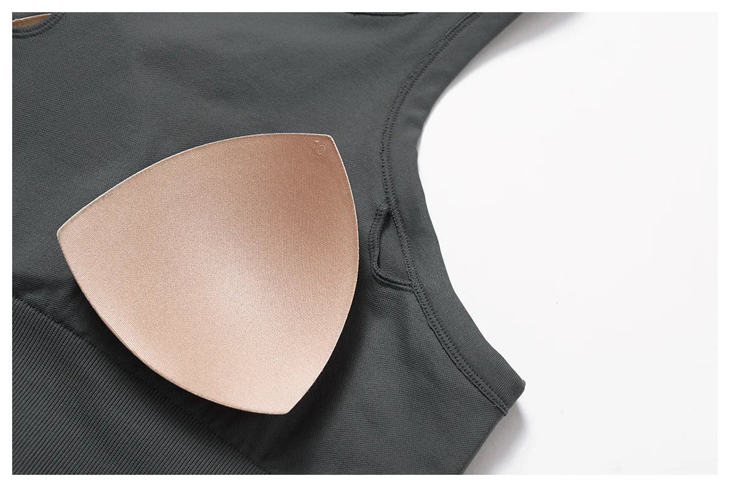 Women Tops Breathable Sports Bra Absorb Sweat Shockproof Padded Gym Clothes Running Fitness Seamless Yoga Sports Bra Underwear