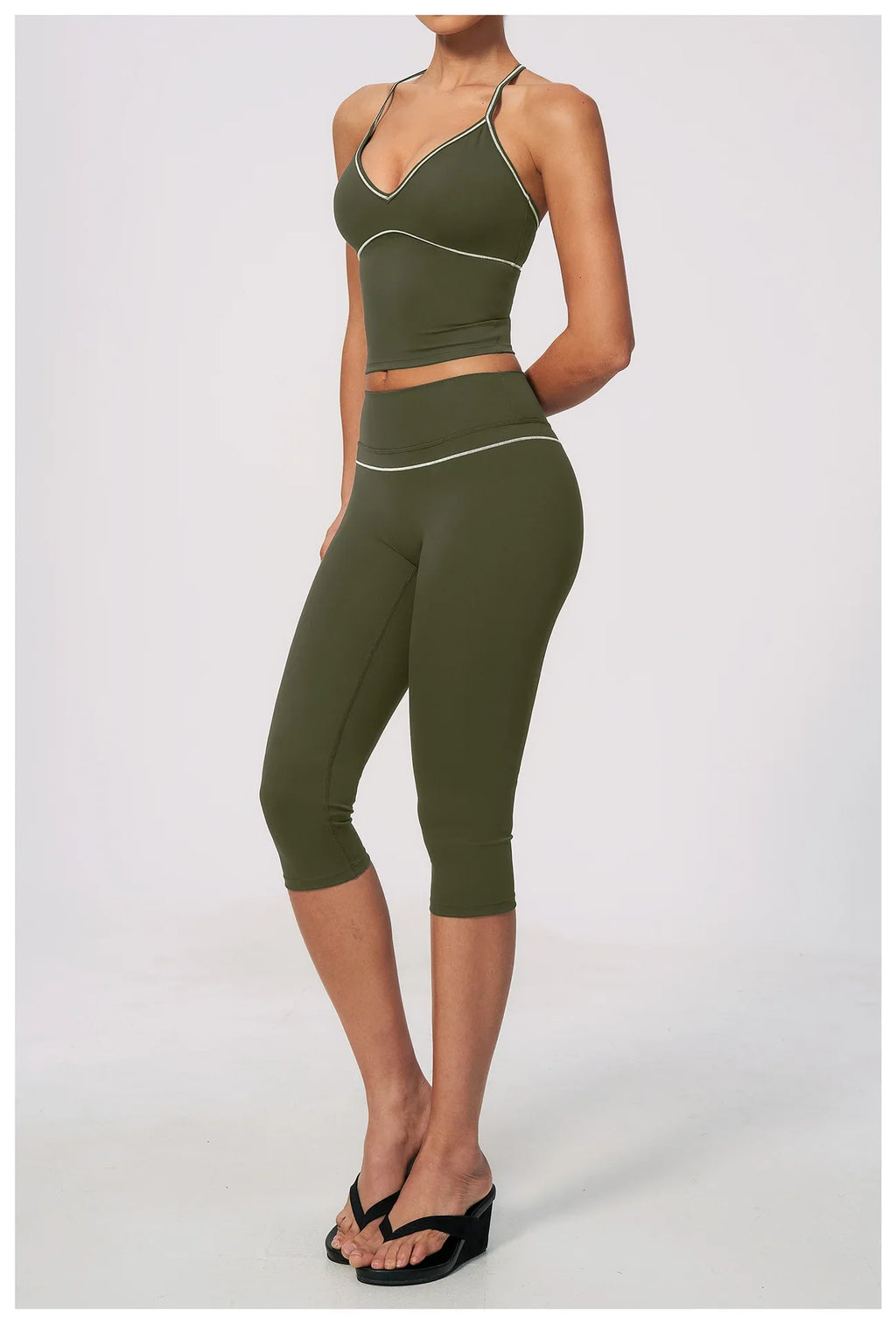 Summer Color Blocking Yoga Suit Women Tracksuit Hanging Neck V Neck Slim Sports Vest Tight Hip Lifting Capri Pants Fitness Sets