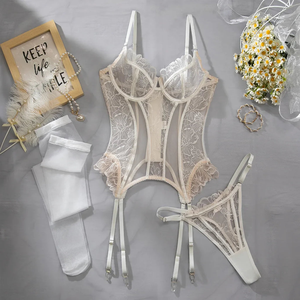 Toucheart Erotic Lingerie Embroidered Floral See-through Sexy Body-shaping Women Intimate Hot Split Underwear Set with Stockings