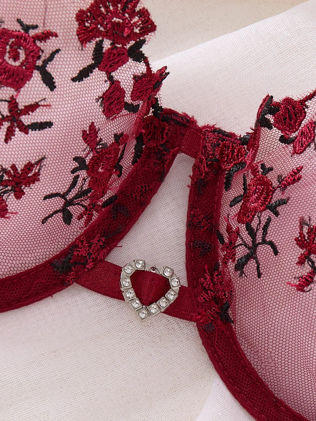 Wine Red Embroidered Floral Lingerie Set - Sexy Bra And G-string Combo with Heart Decoration Underwear Set for Women ZA824026