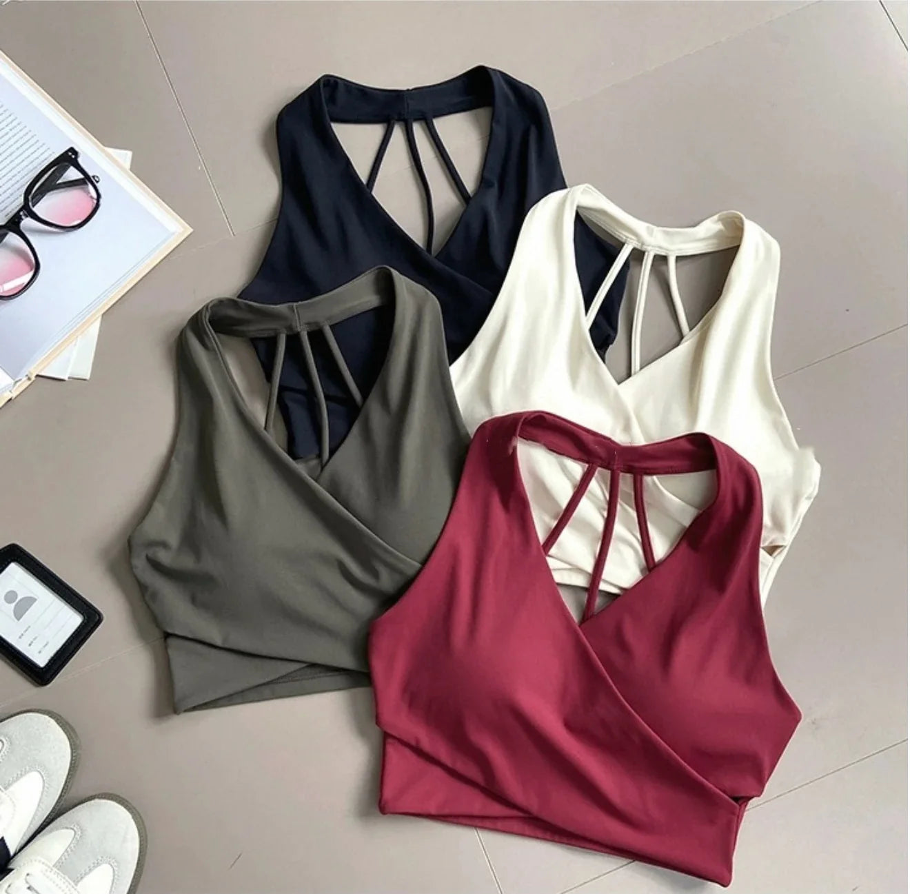 Women's Cross Back Sports Bra Shock Resistant Gathered Sexy Gym Running Bra Summer Yoga Vest Outdoor Comfortable Fitness Wear