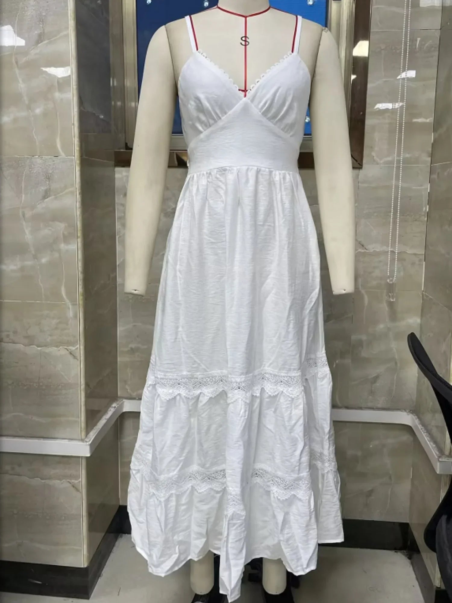 Women Summer Long Cami Dress French Style Lace Trim Back Tie Bow Spaghetti Strap A-line Tiered Dresses for Daily Vacation Travel