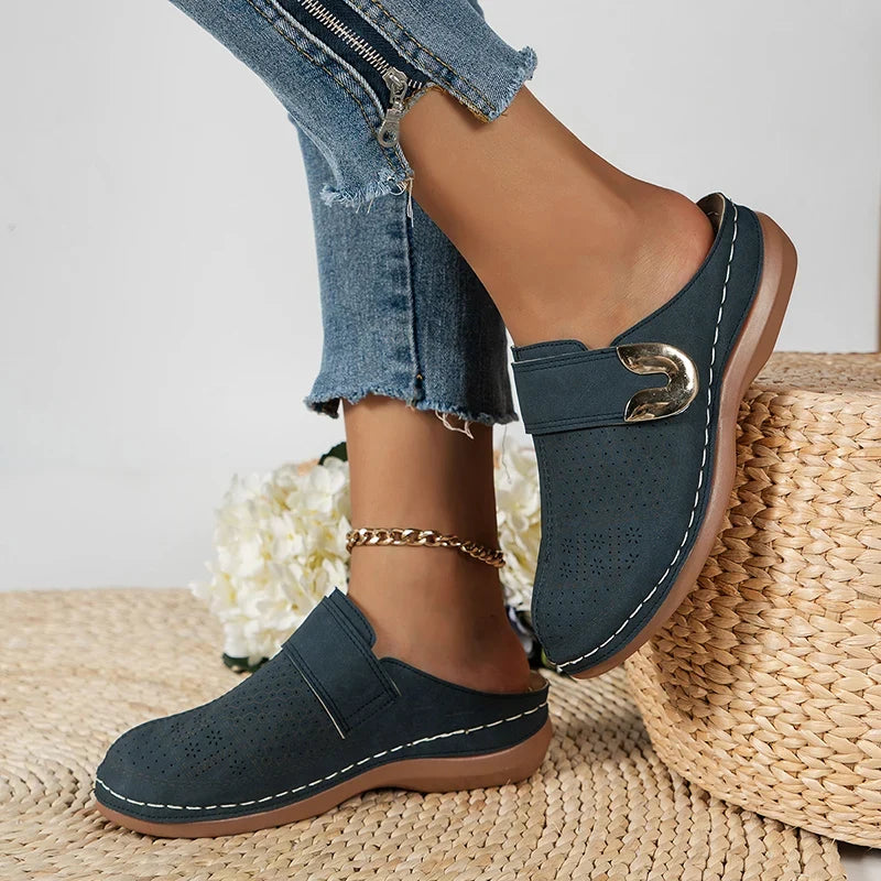 Closed Toe Med Heels Slippers Women Fashion Buckle Wedge Heel Sandals Woman 2025 Summer Lightweight Casual Non-Slip Beach Shoes