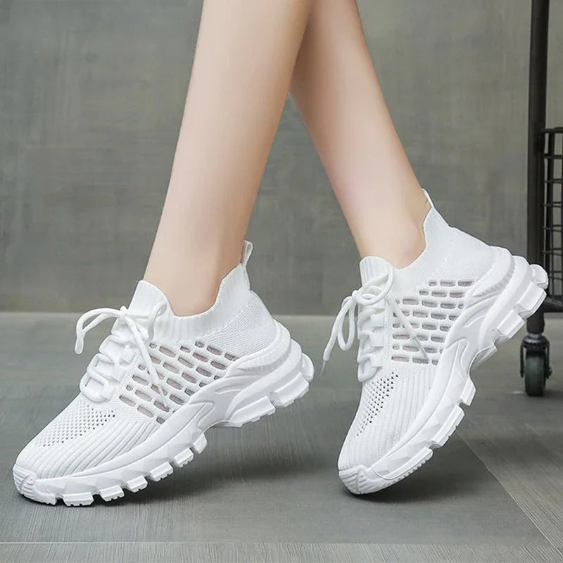Spring Autumn Breathable Mesh Sneakers Woman Non-Slip Lightweight Solid Sports Shoes Women Casual Plus Size Lace Up Shoes Female