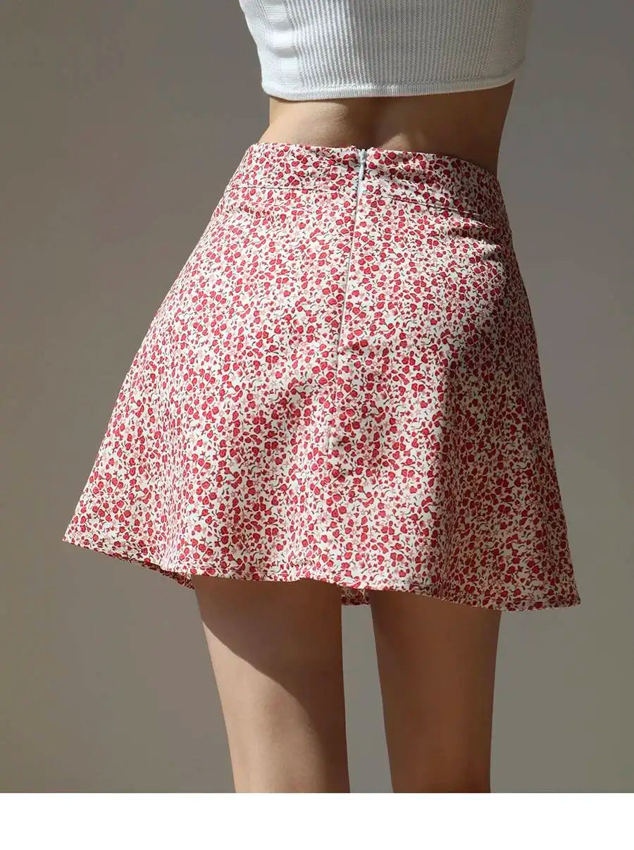 2026 Summer New Retro Vacation Style Small Floral Half Skirt High Waisted Wrap Buttocks Elegant Sweet Slim Short Skirt 06AH