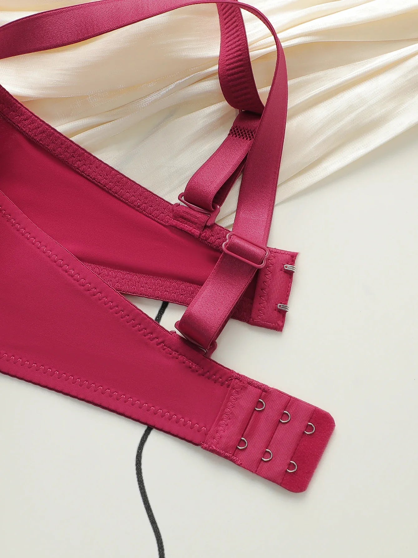 Sexy Underwire Two PiecePush Up Push Up Bras lingerie Set For Women Thickened chest cushion small chest appears larger B2051