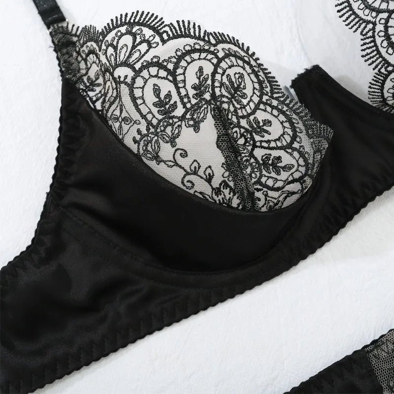 Toucheart 4 Piece Set Sexy Embroidered Lace Erotic Backless Lingerie For Women Mesh Patchwork Lace See-Through Sexy Lingerie Set