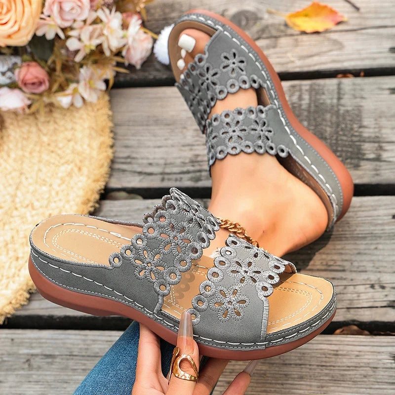 Vinatge Hollow Out Platform Sandals Women Lightweight Plus Size Wedges Sandles Woman Comfortable Thick Sole Casual Sandalias 43