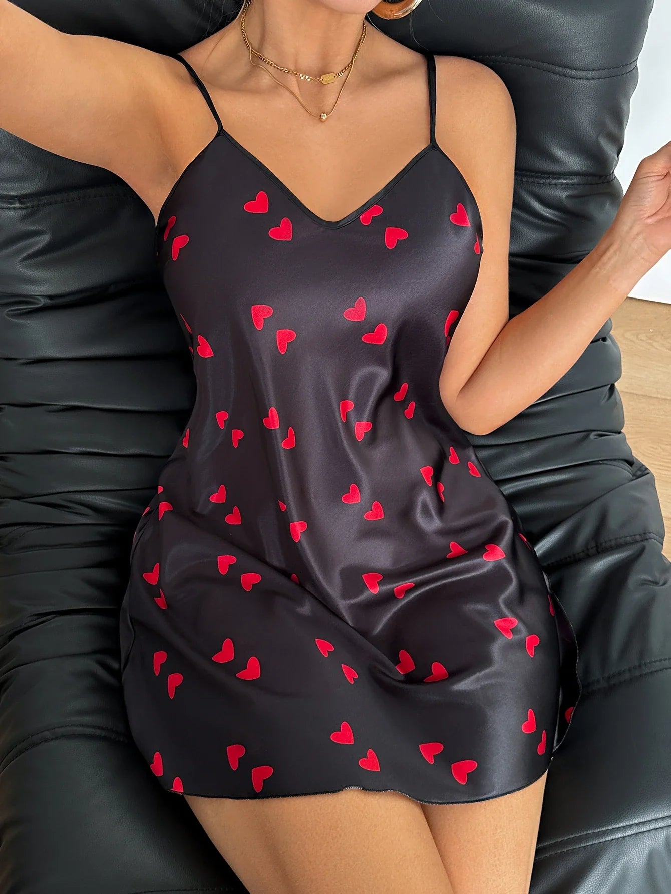 Sexy V Neck Heart Print Women Nightdress Summer Breathable Summer Sleepwear for Home and Party