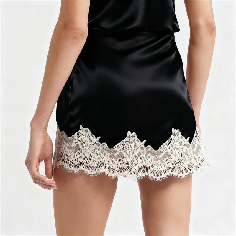 Women Lace Trim Skirt Satin Fashion Mini Skirt Low Rise Silk Y2K Short Skirt Elegant For Party Streetwear Vintage Chic Clothes
