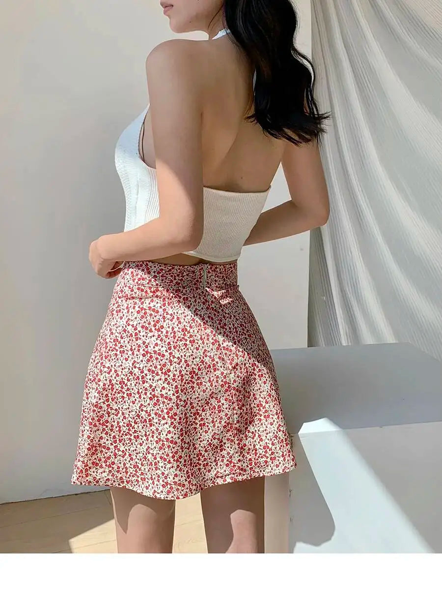 2026 Summer New Retro Vacation Style Small Floral Half Skirt High Waisted Wrap Buttocks Elegant Sweet Slim Short Skirt 06AH