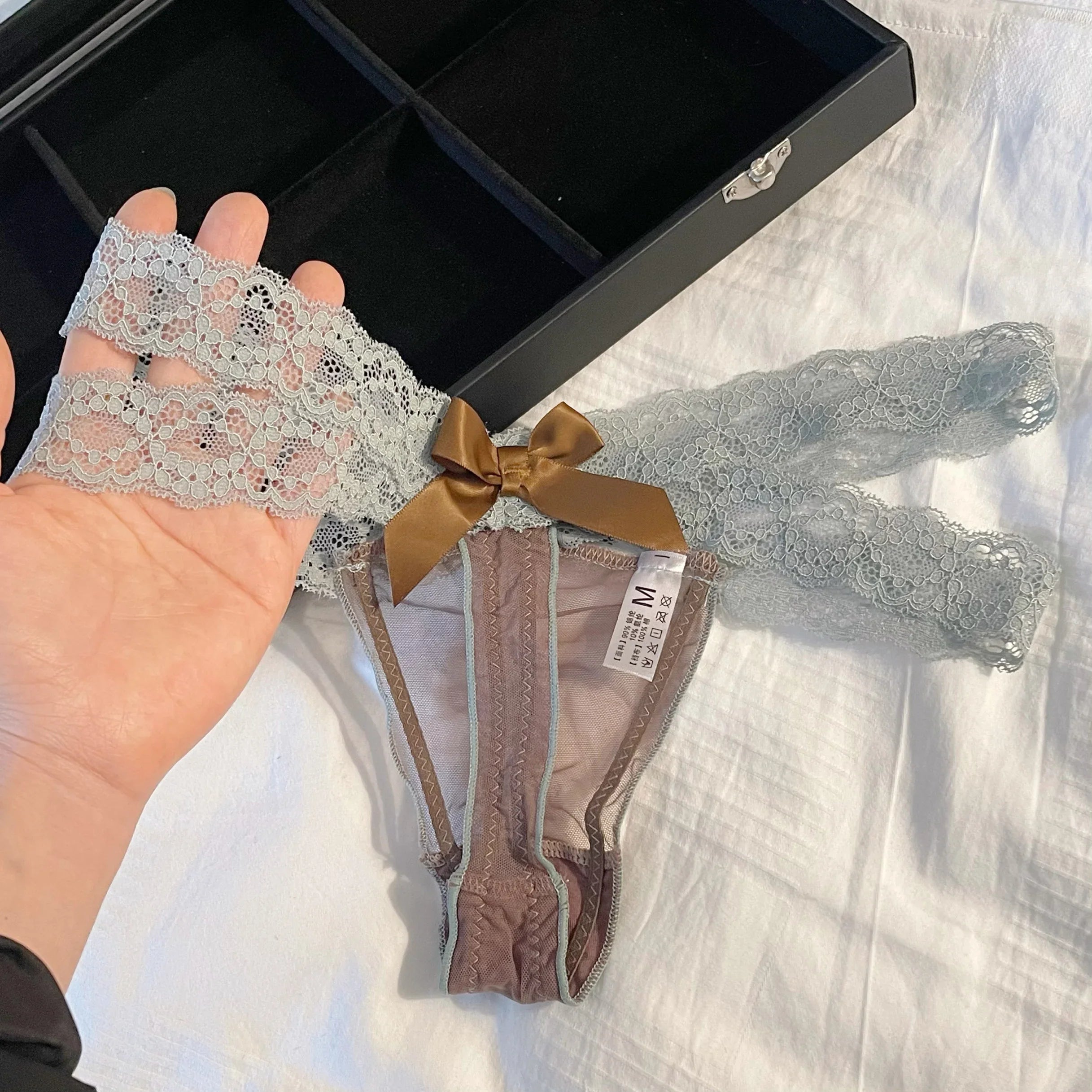 Lace G string Sexy Briefs Panties Women Underwear Thong High Quality Bowknot Transparent Underpants Lingerie Girls Intimates