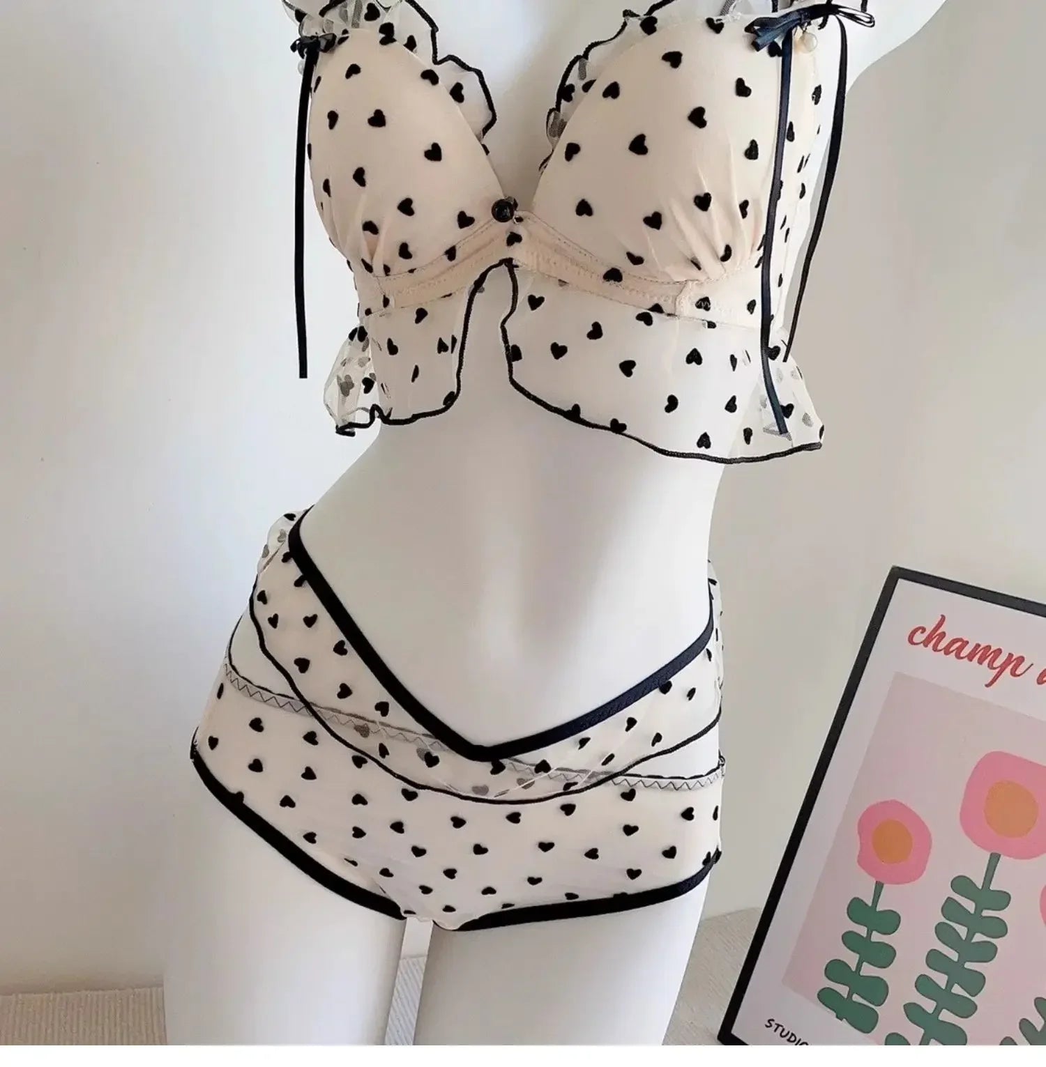 Japanese Mesh No-wire lace Underwear set Women's small breasts gather sexy pure desire sweet bra cute bra Panty SET TUSHY