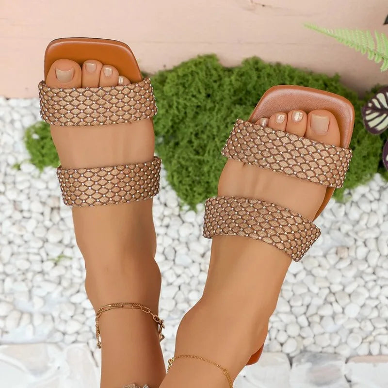 Large Size Women's Summer New Woven Slippers Outdoor Beach Sandals Fashionable  Material Comfortable Slip-On Shoes