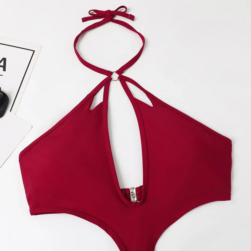 Solid Color One Piece Swimsuit Women 2026 Sexy Hollow Out Pearl Chain Bikini Halter Backless Thong Swimwear Beach Bathing Suit