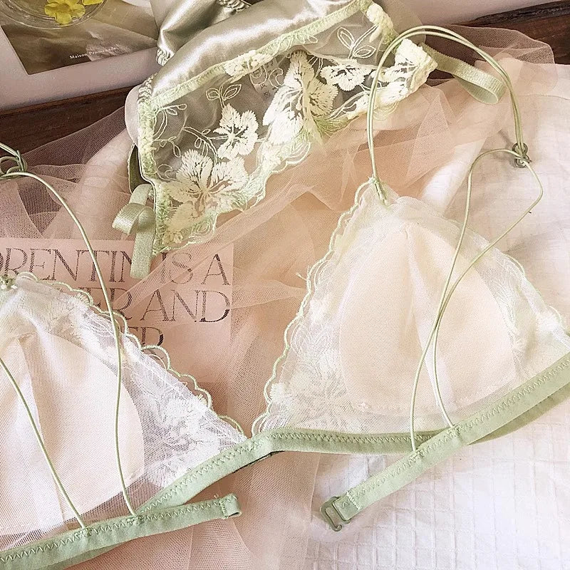 French Niche Lingerie Set Embroidered Mesh Triangle Cup Wireless Bralette Retro Thin Sexy Comfort Bra Australia MOYISU Sexy Bra