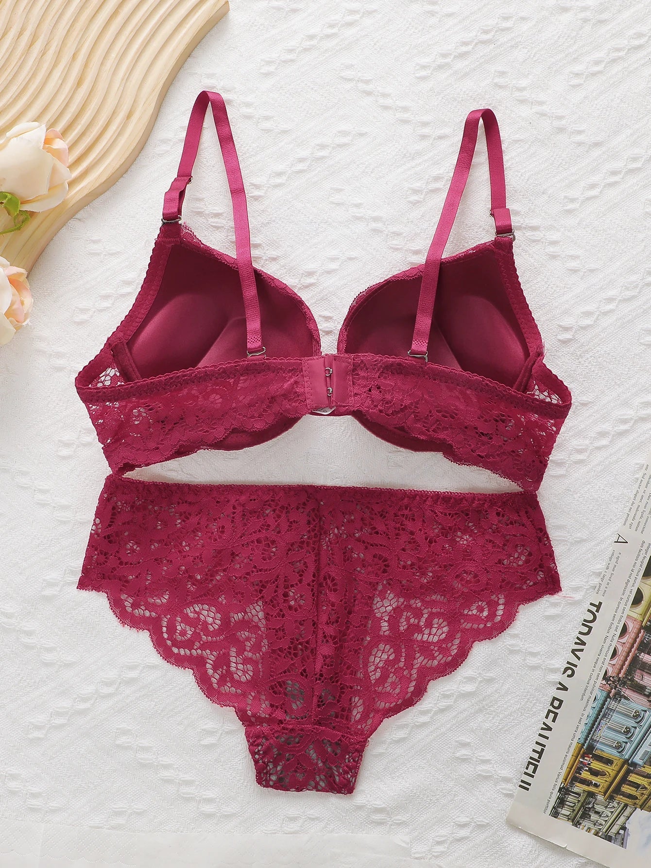 Women's sexy lace lingerie set with steel rims, gathered push ups, adjustable shoulder straps, comfortable lingerie set A2157