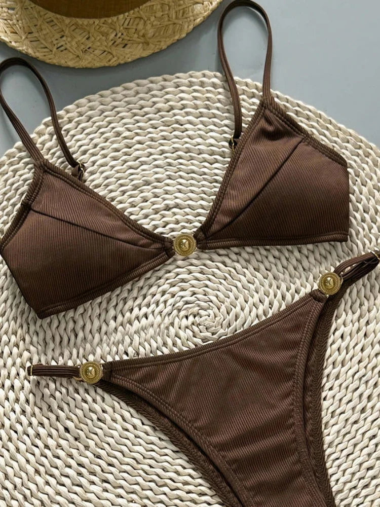 Sexy Coffee Bikini Set Women Pearls Metal Chain Pleate Push Up Bra Thong Swimsuit 2026 Summer Bathing Suit Backless Swimwear