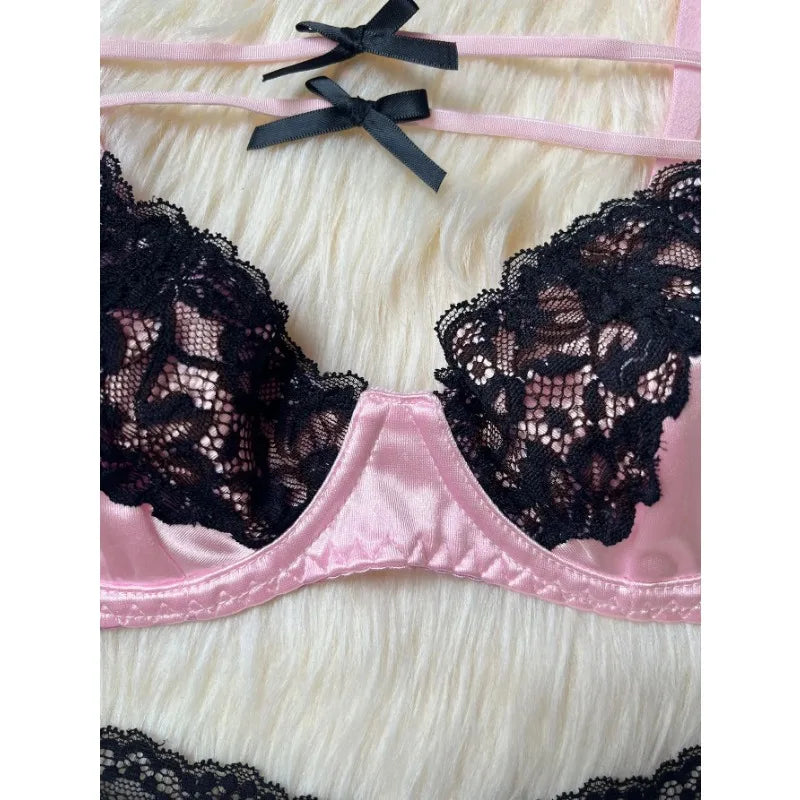 Toucheart Sexy Lace Patchwork Pink Lace Bra Thong Underwear Set For Women Bow Knot Black Lace Up Hollow Out Sexy Lingerie Set