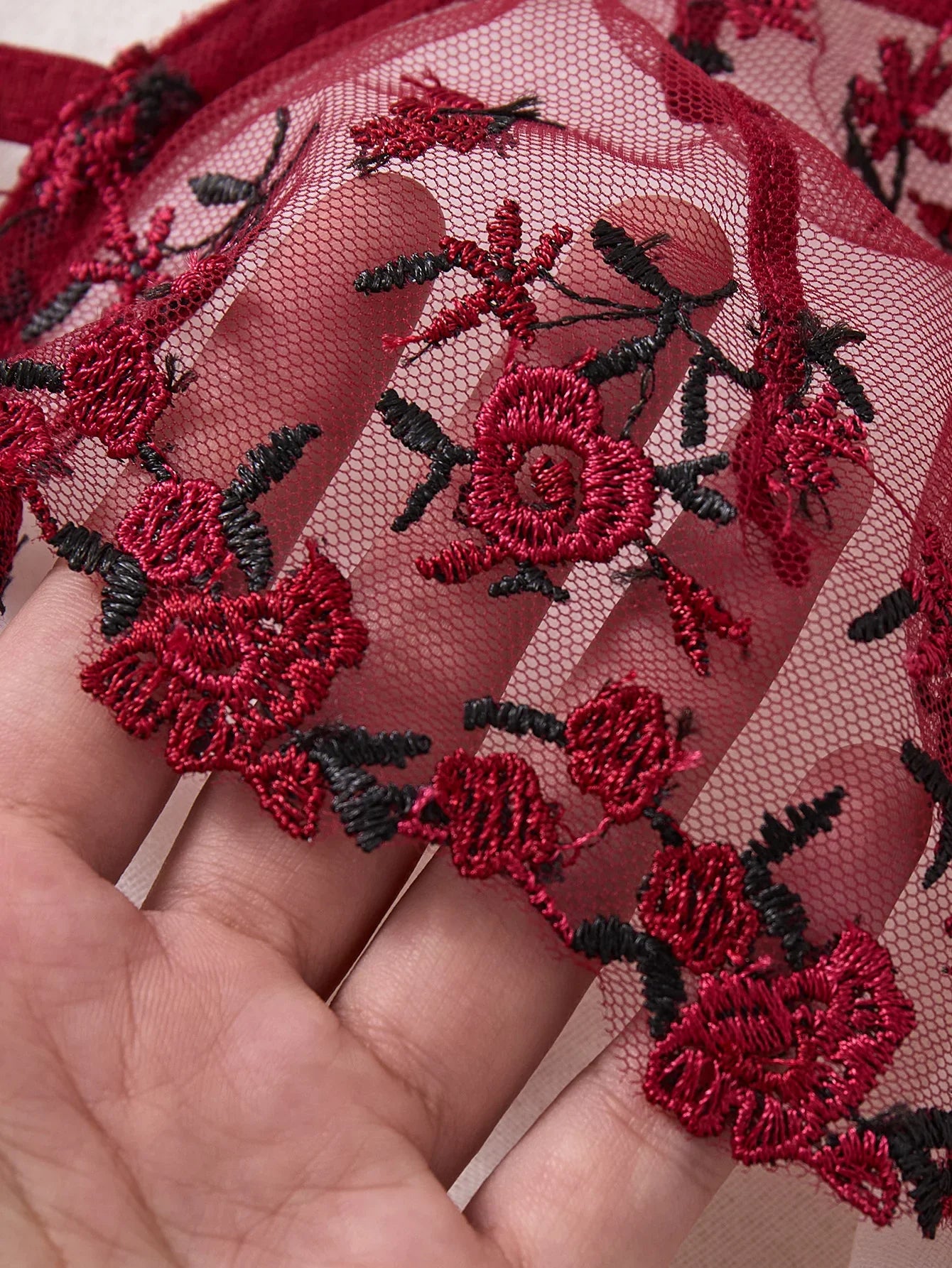 Wine Red Embroidered Floral Lingerie Set - Sexy Bra And G-string Combo with Heart Decoration Underwear Set for Women ZA824026