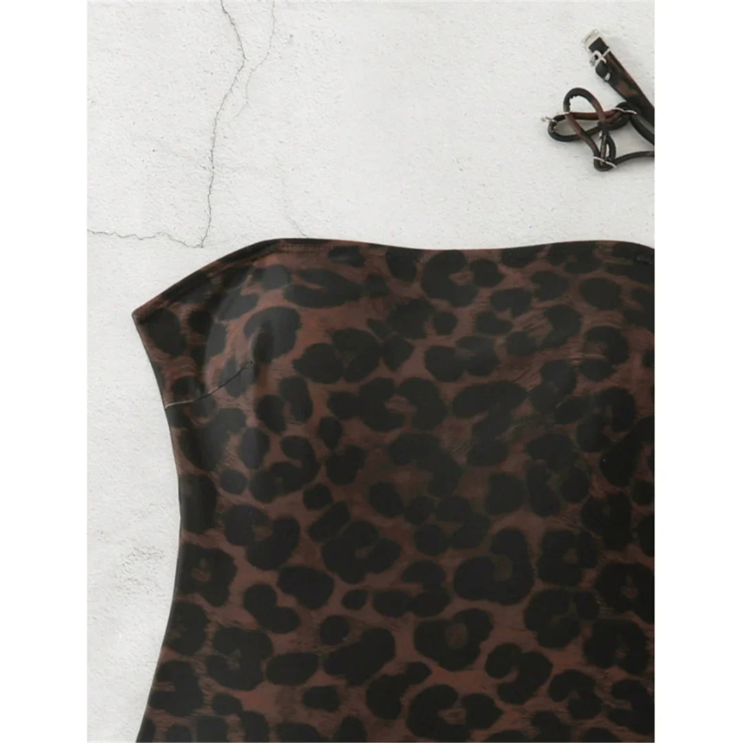 S - XL New Leopard Printed Bandeau Women Swimwear One Piece Swimsuit Female High Leg Cut Monokini Bather Bathing Suit Swim V8051