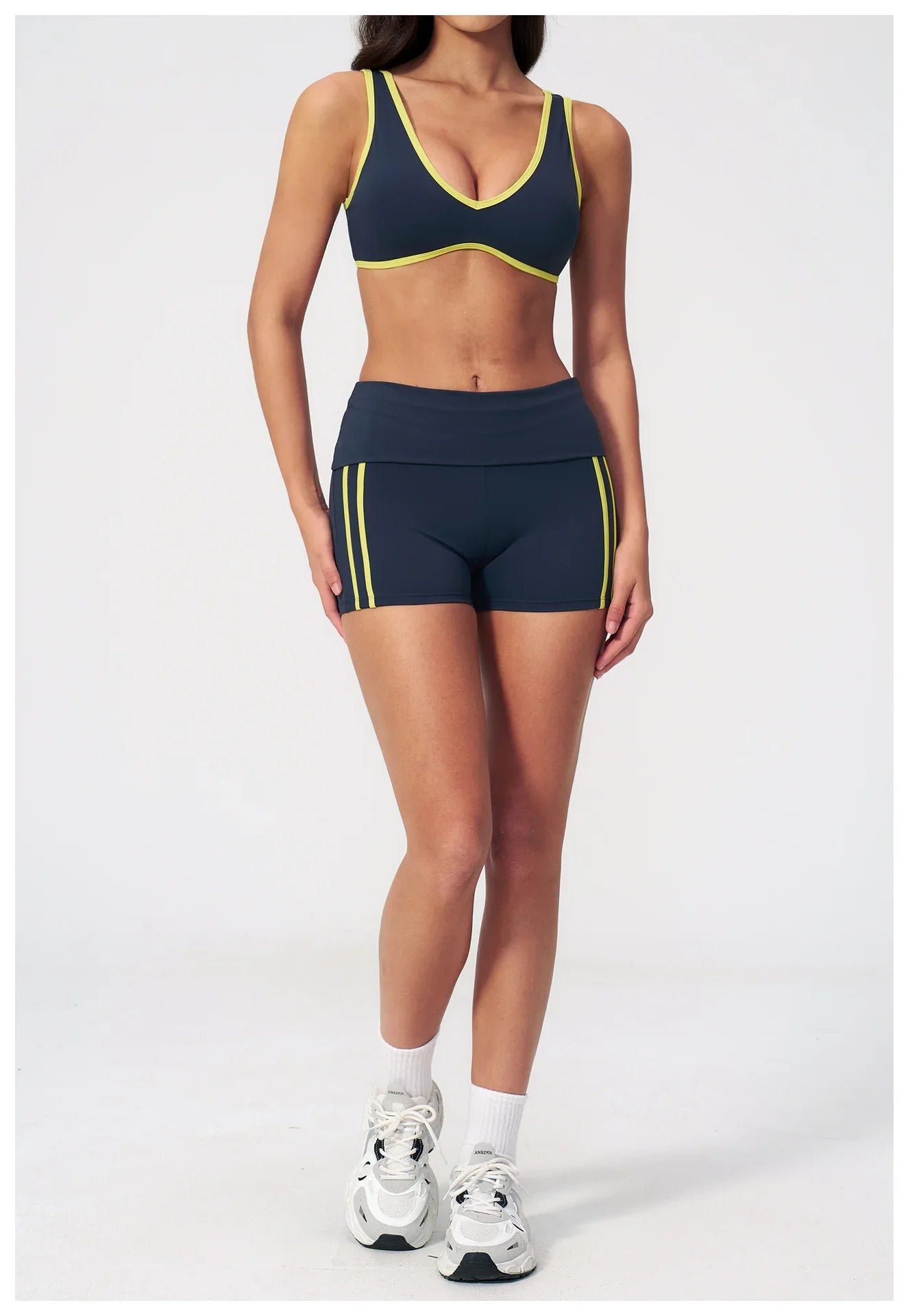 Tight Color Contrast Yoga Suit 2 Pieces Women V Neck Sports Bra Pleate High Waist Shorts Gym Running Fitness Suits Tracksuit