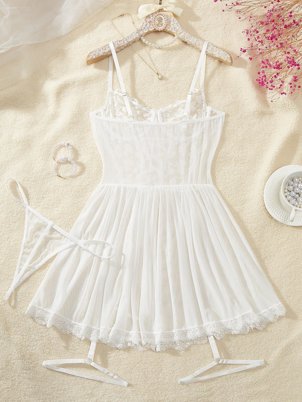 New Garter Pajamas Exquisite Women's Lingerie Fancy Bra With Thong Leg Rings Erotic Nightgowns Plus Size Underwear Sleepwear Set