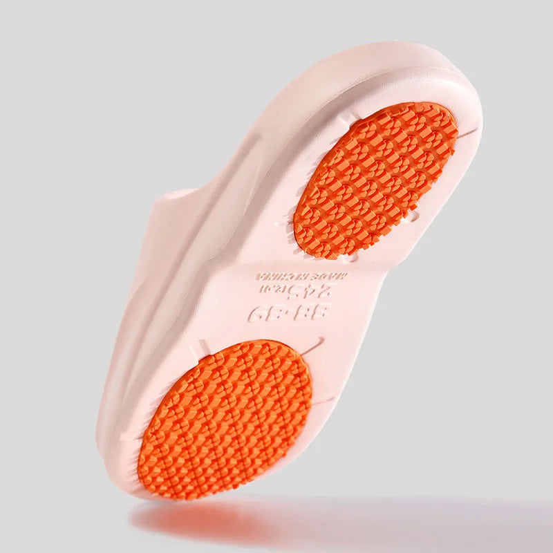 Non-Slip Shower Slippers Women Men Comfortable Soft Sole Couple Slippers Summer 2025 Lightweight Flat Heel Bathroom Slides