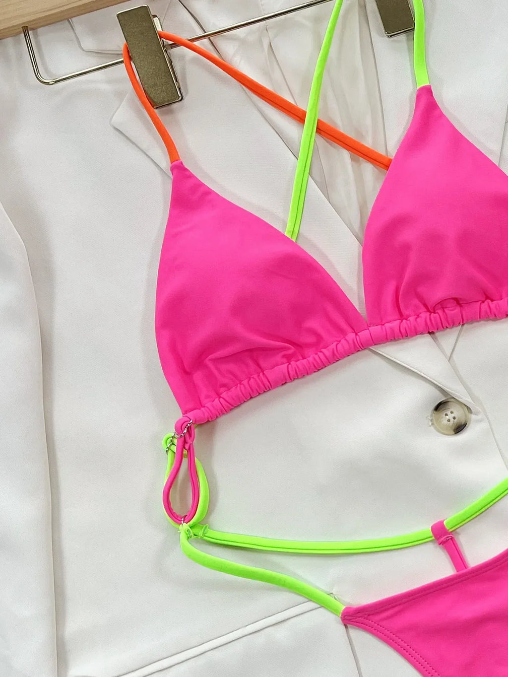 2026 New Sexy One Piece Swimsuit Swimwear Women Solid Patchwork Corss Straps Bathing Suit Beachwear Thong Maillot De Bain Femme