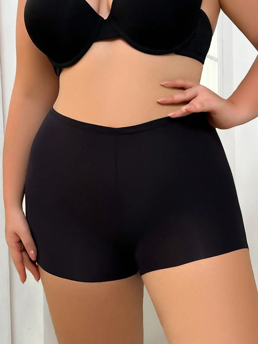 Women's Oversized Underwear With Ice Silk Seamless And Non Tight Safety Pants, Anti Glare Suitable For Plump Women XL-4XL Z2420