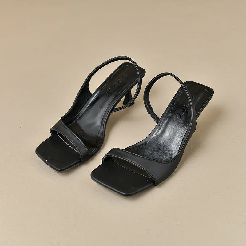 2026 New Women's Summer New Fashion Square Toe Simple Solid Color Sandals Outdoor Open Toe Casual Banquet Party Women's Sandals