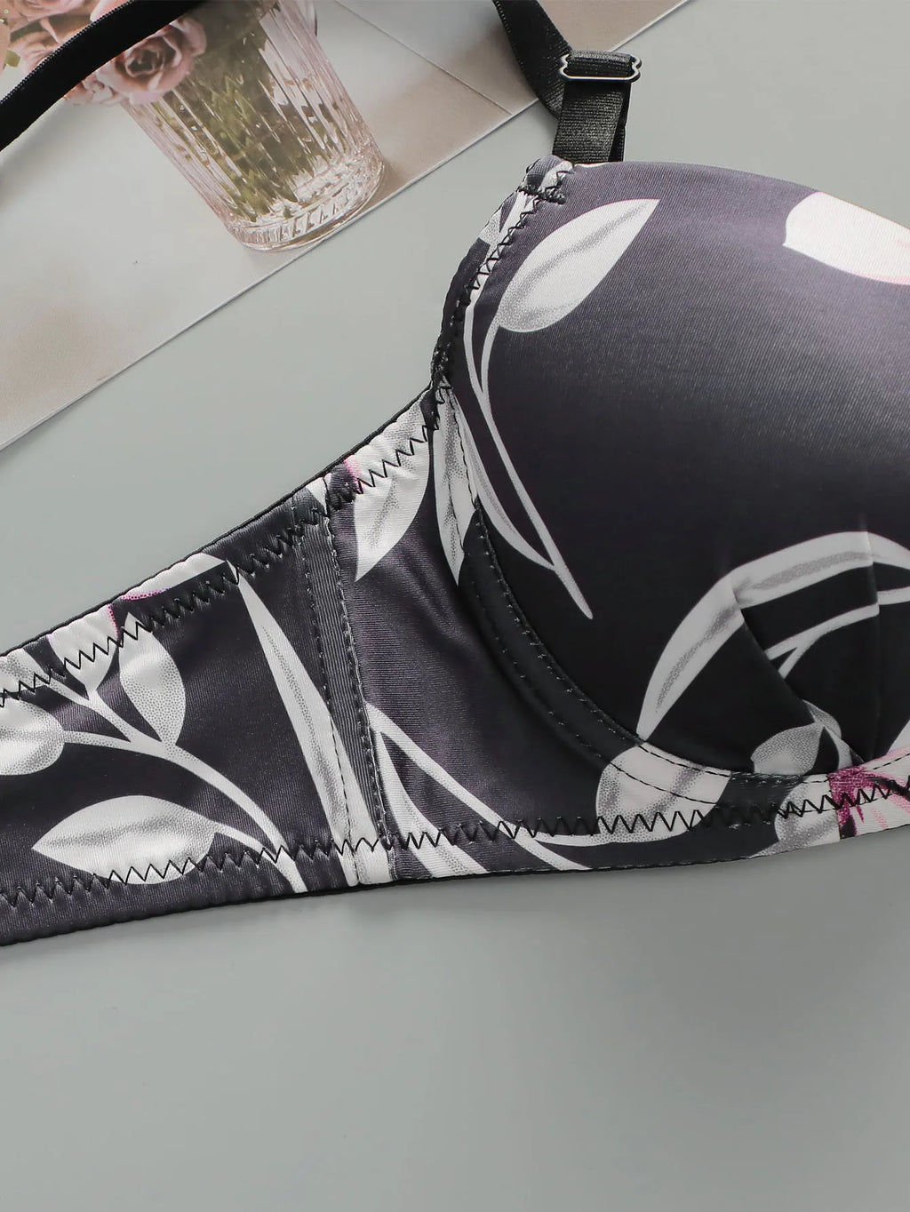 1 set High Quality Women's black bra Floral Print Bra and Panty Set Full Cup Support Elegant Summer Style  A2135