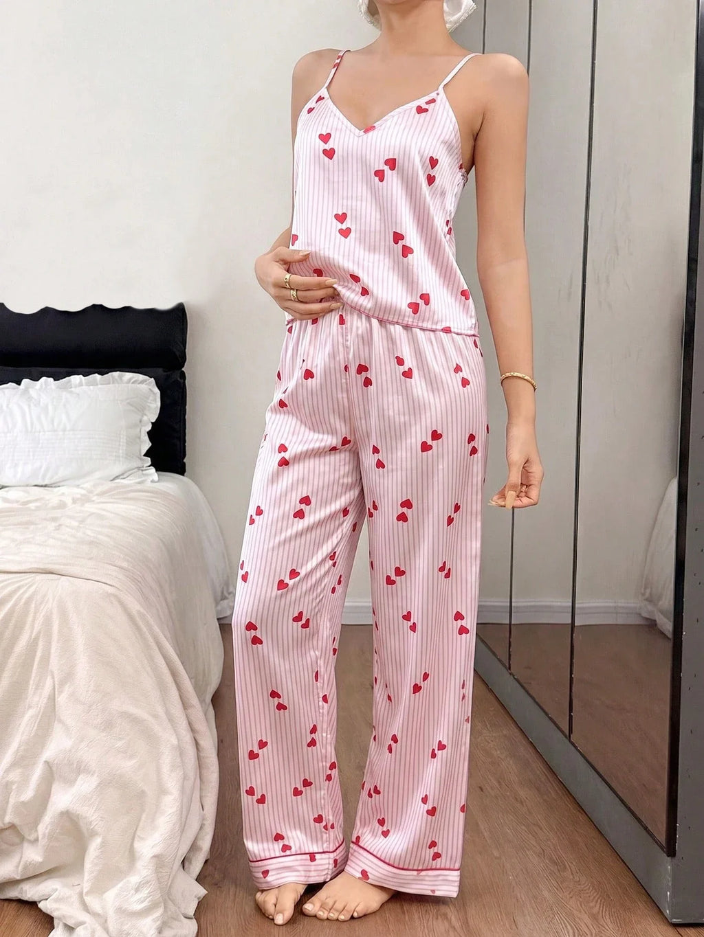 Women's Camisole Pajama Set Cute Sweet Heart Print Lounge Sets Sexy V Neck Satin Cami & Pants Sleepwear Pajamas Nightwear Pj Set