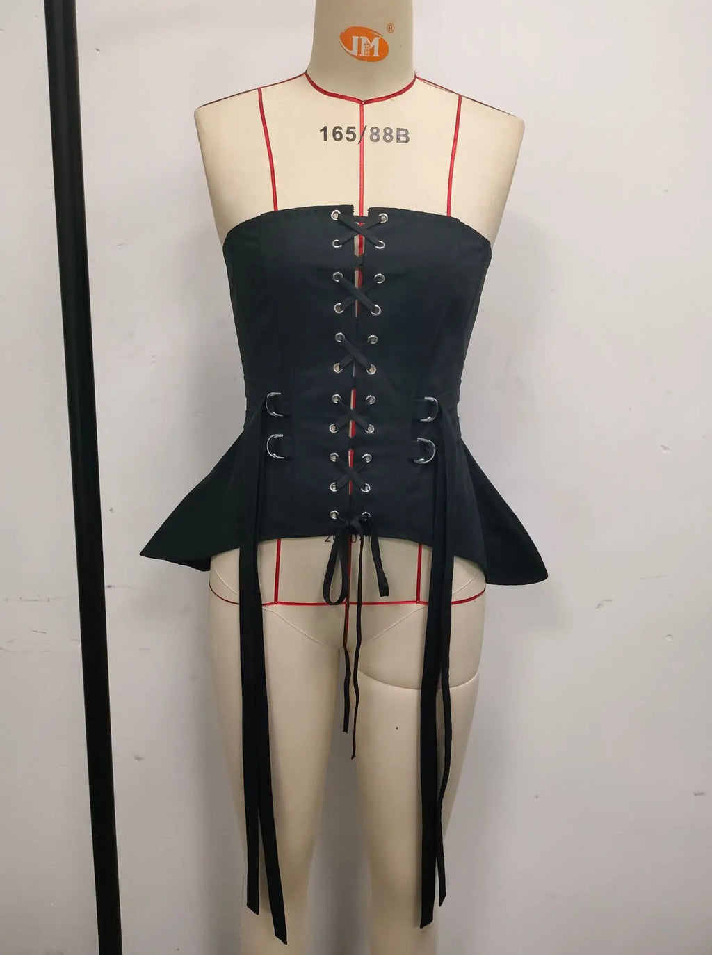 Sexy Strapless Waist Cinching Vest Women Black Ouble Metal Buckle Unique Woven Slimming Shaping Fishbone Ruffles Tank Tops