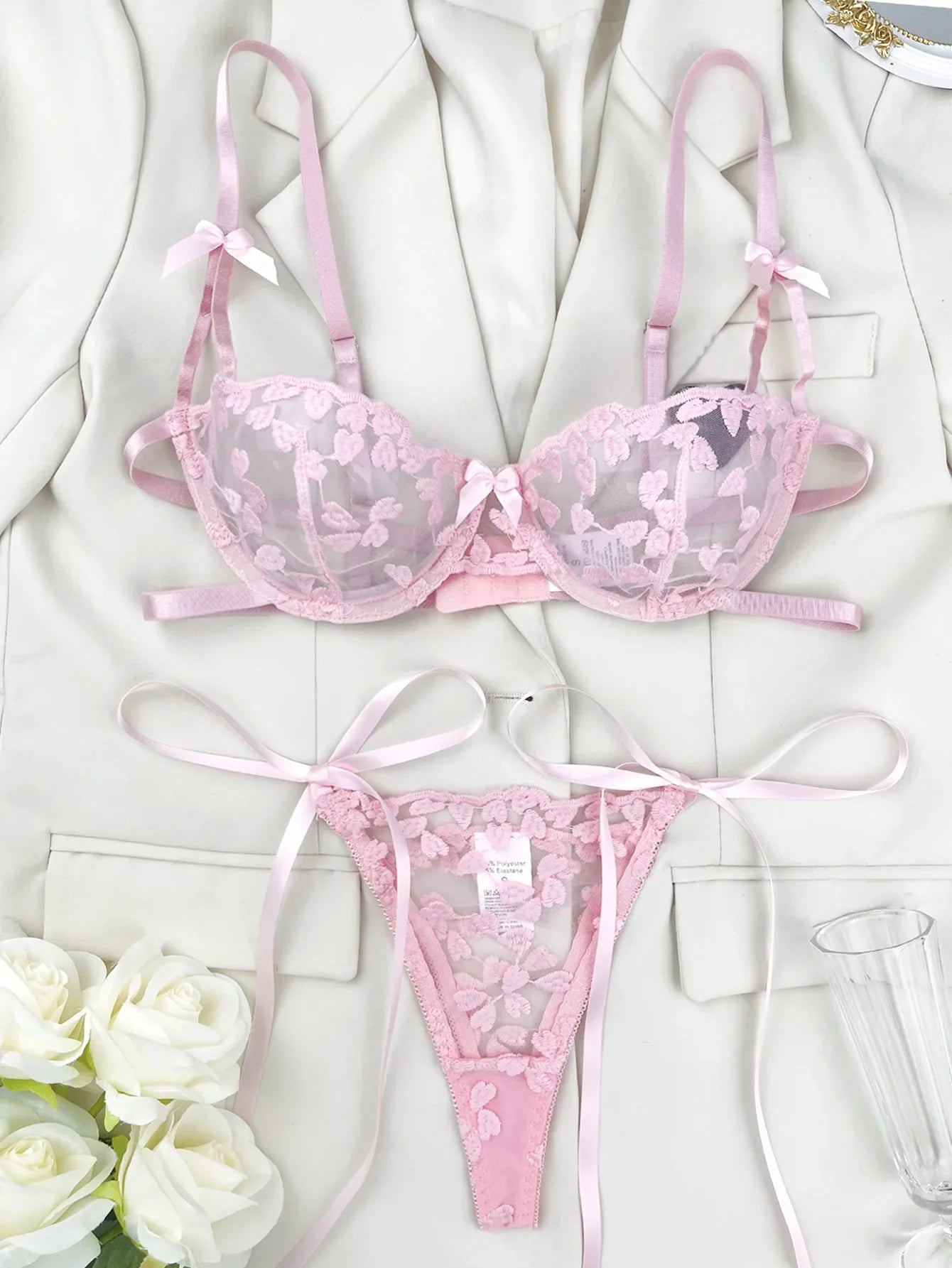 French Lace Heart Bra Set Girls Sexy Women Bralette Adjustable Transparent Embroidery Underwear Thong Bras Lingerie Panties Sets