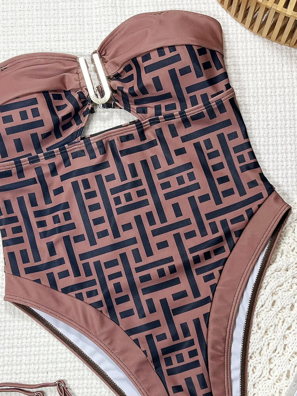Sexy Bandeau One Piece Swimwear Women 2026 Coffee Plaid Metal U Neck Hollow Out Bathing Suits Slimming Tummy Control Swimsuit