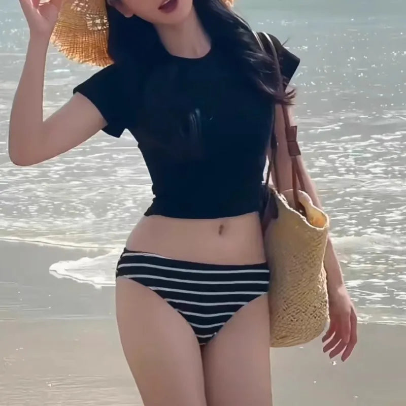 New Bikini Three Piece Set with Short Sleeves for Slimming and Sexy Swimsuit for Women's Vacation Beach Swimsuit