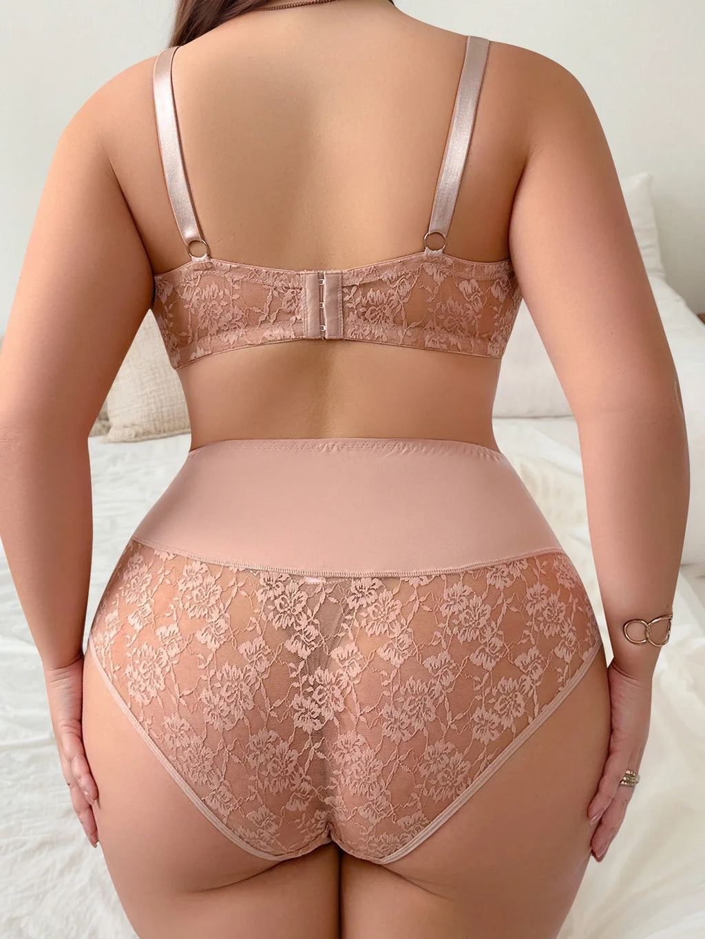 Plus size 2-piece sexy women's underwear set semi transparent lace retro fashion large underwear pink Lingerie MR3419